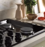 GE GE(R) 36" Built-In Gas Cooktop with Dishwasher-Safe Grates JGP3036DLBB (7)