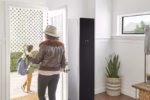 LG LG Styler(R) Smart Wi-Fi Enabled Steam Closet with TrueSteam(R) Technology and Exclusive Moving Hangers S3CW (4)