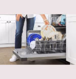 GE GE ENERGY STAR Dishwasher with Front Controls GDF535PSRSS (8)